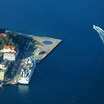 Gasthof Rooms Tisa Old Town 3*