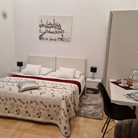 Guest house Rooms Tisa Old Town 3*