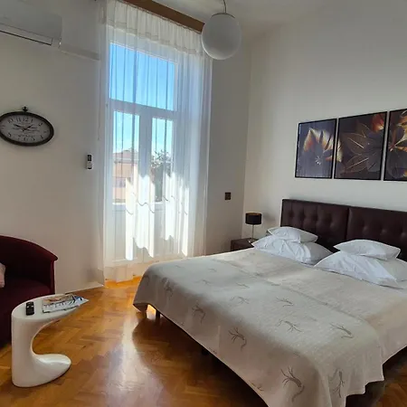 Guest house Rooms Tisa Old Town