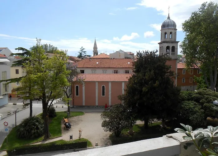 Tisa Old Town Maison d'hôtes 3*