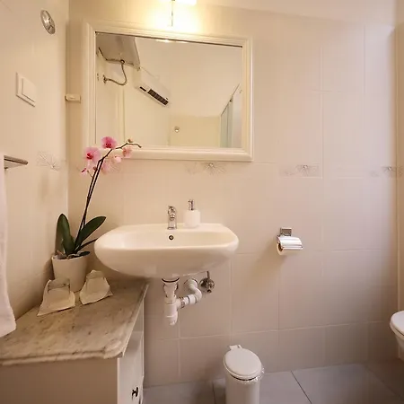 Guest house Rooms Tisa Old Town 3*