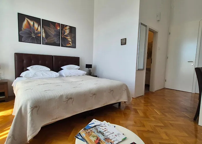 Rooms Tisa Old Town